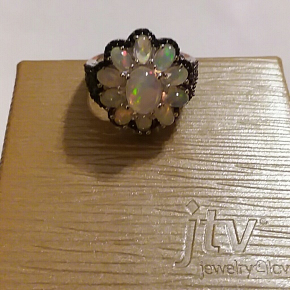 OPAL AND BLACK SPINEL RING, SIZE 7 - Picture 7 of 8